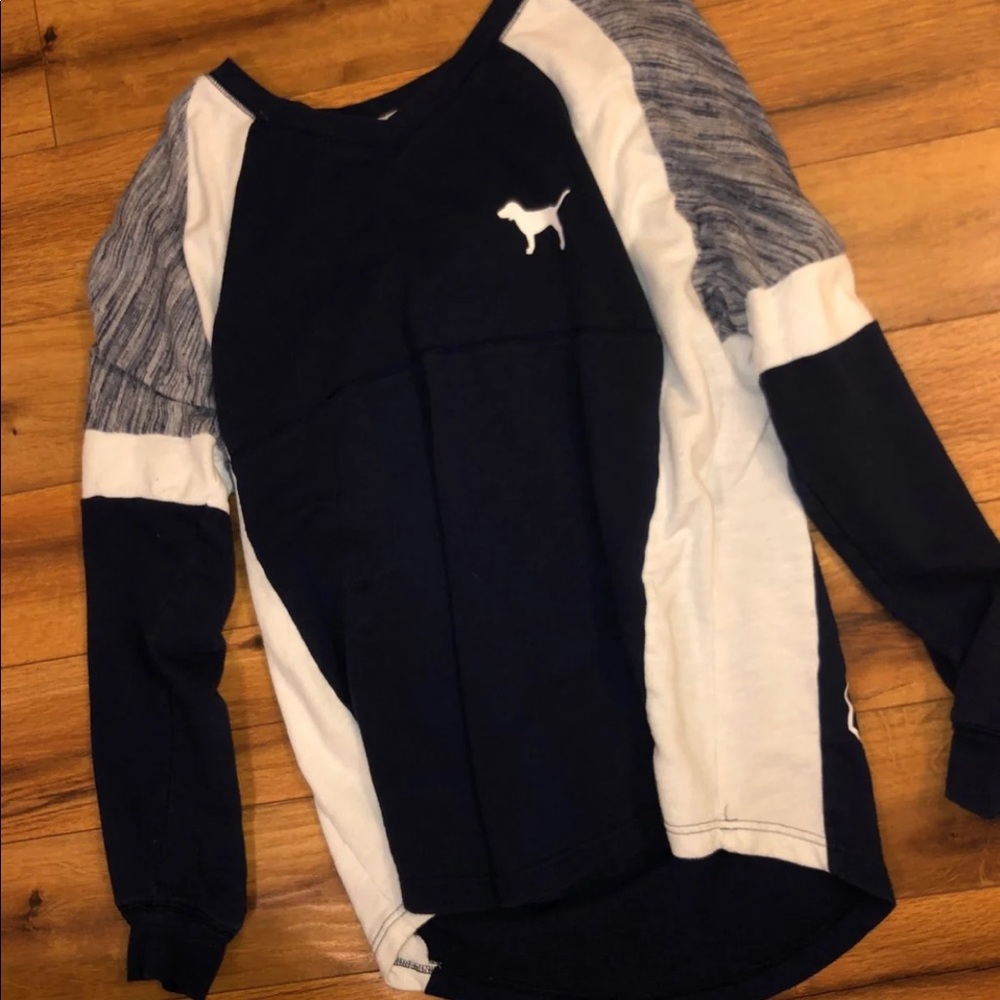 PINK vneck long sleeve